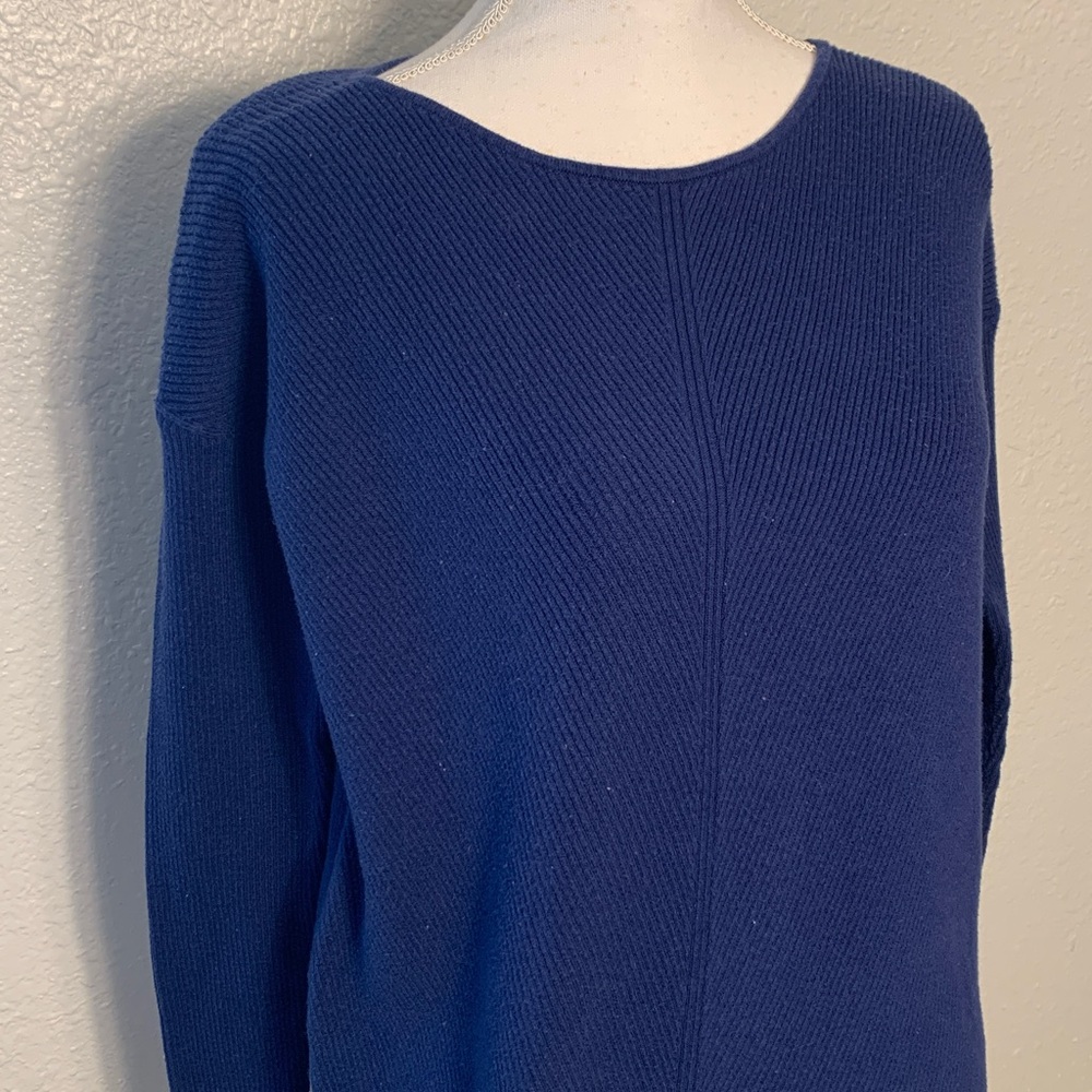 Banana Republic Bright Navy Knit sweater size medium - Picture 3 of 9